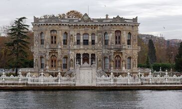 30 NİSAN- 03 MAYIS 2026 TARİHİ İSTANBUL TURU 2. ARAÇ